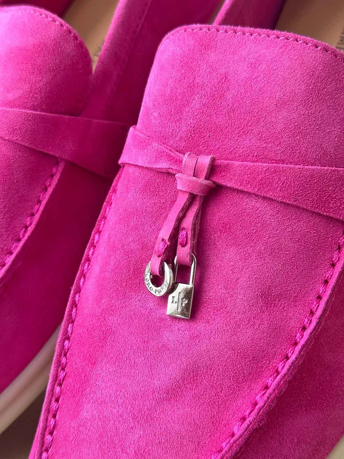 Loro Piana Лоферы из замши Фуксия