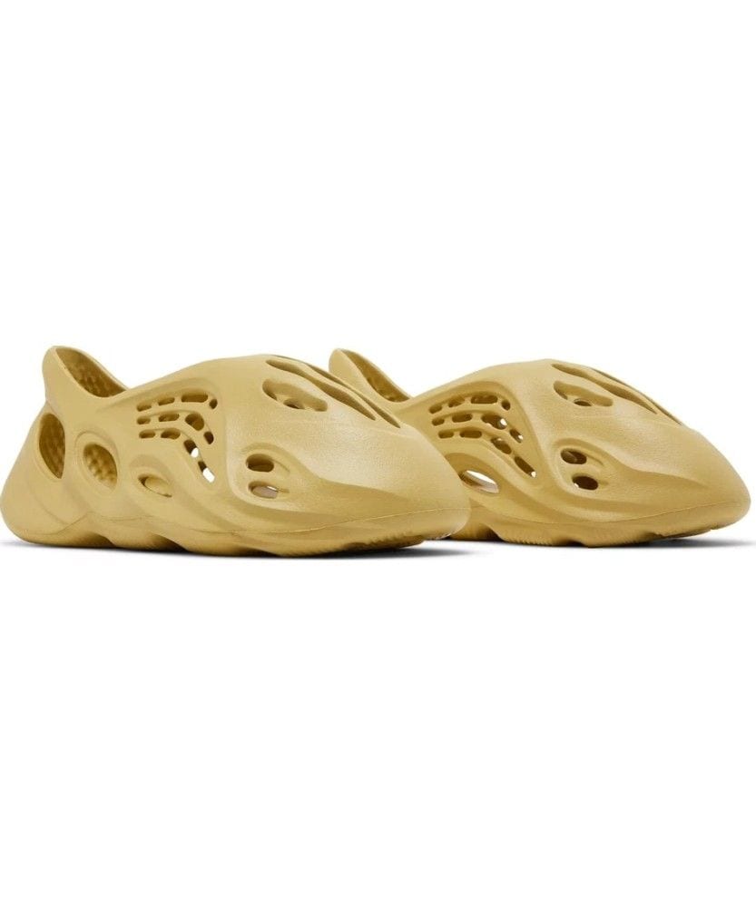 ADIDAS YEEZY Foam RNNR Sulfur