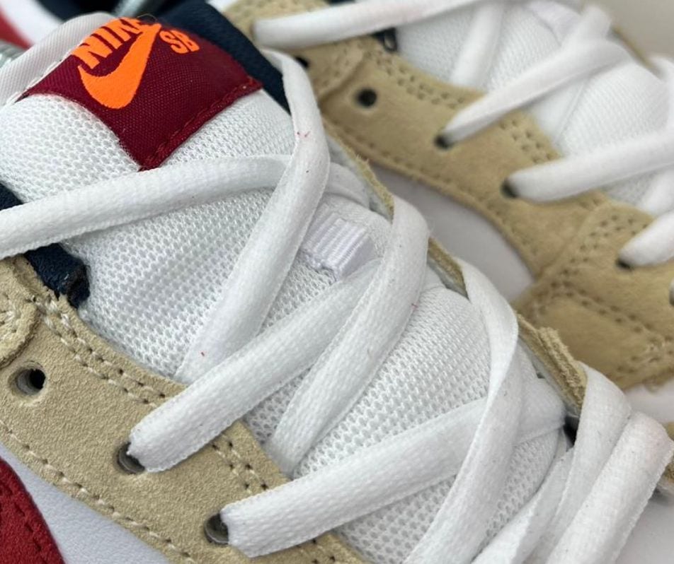 Nike Dunk SB Low Crimson