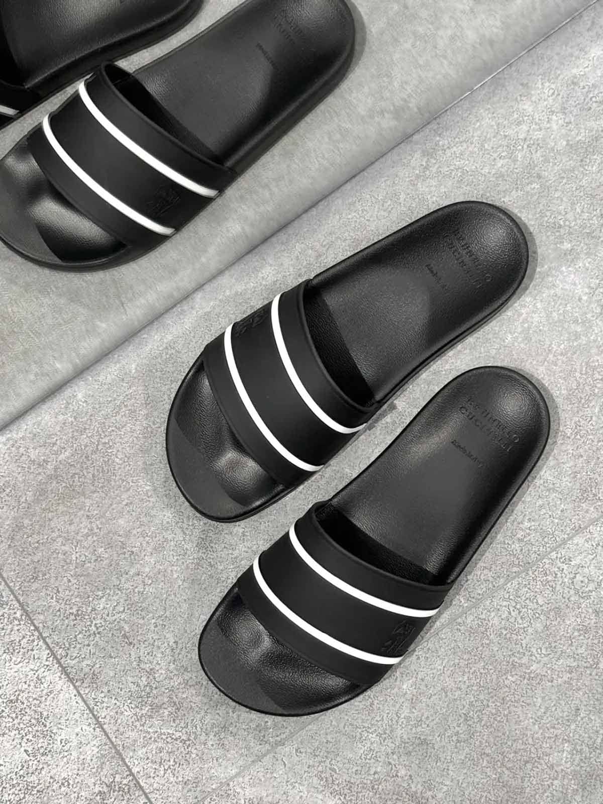 Brunello Cucinelli Шлепанцы резиновые Черный