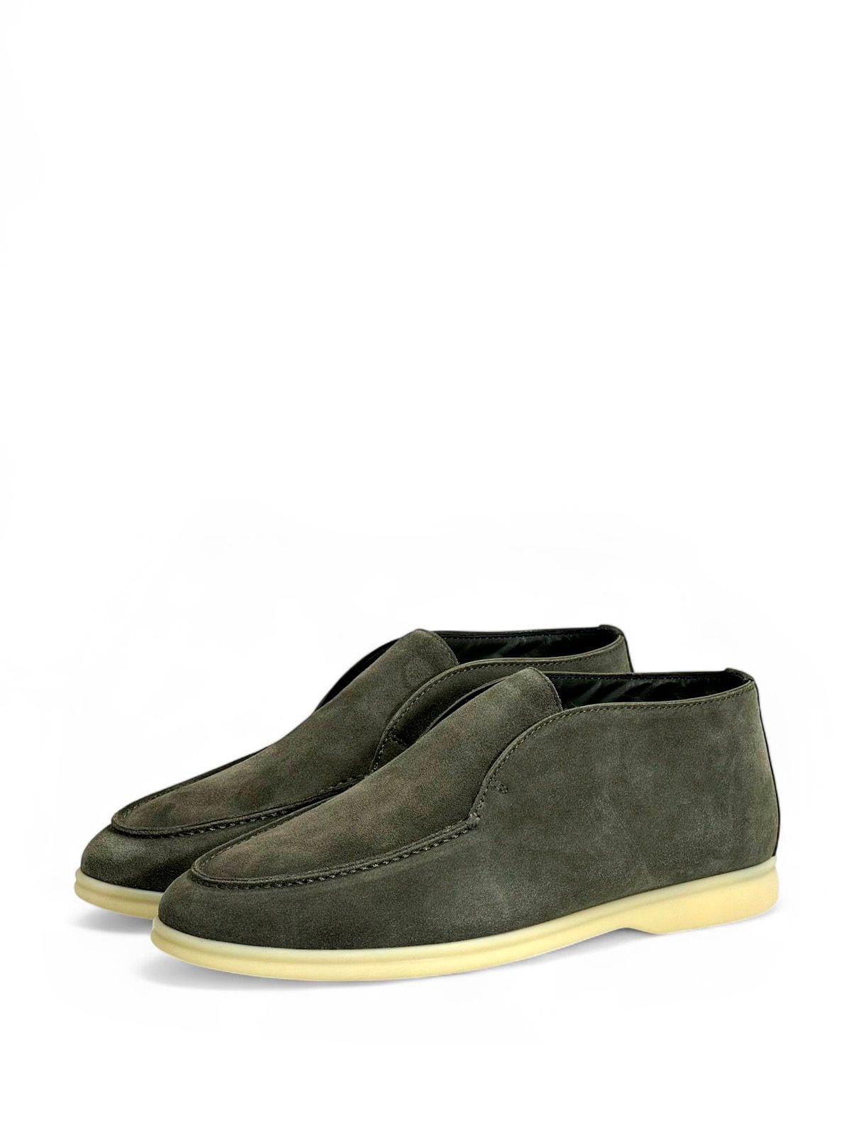 Loro Piana Лоферы высокие из замши Серый