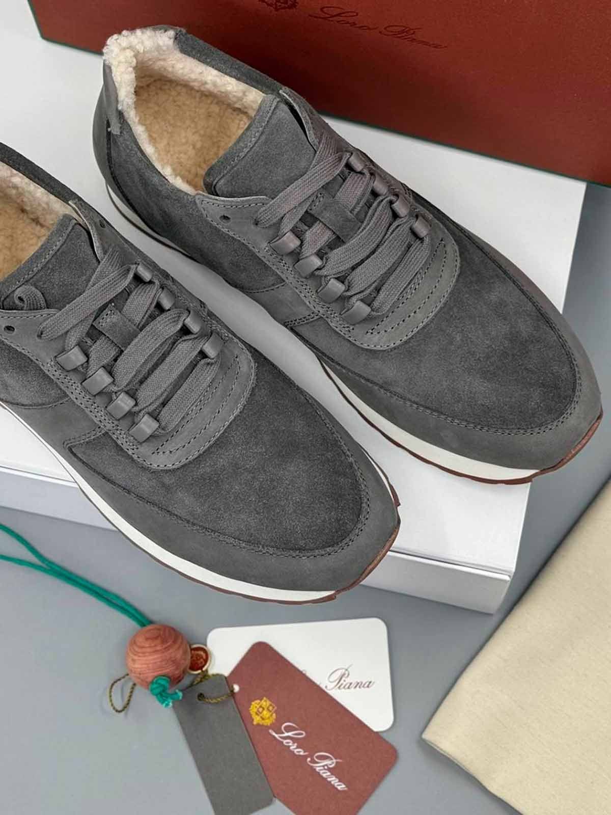 Loro Piana Кроссовки из замши на меху Серый