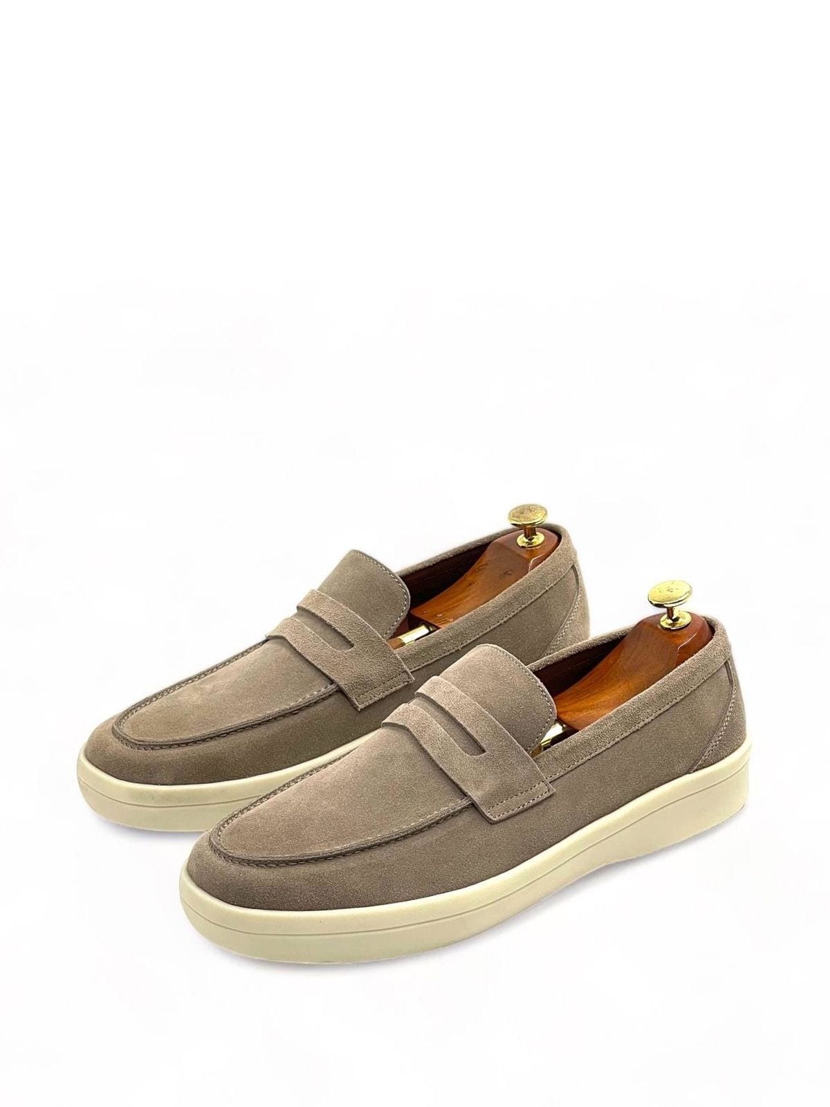Loro Piana Лоферы из замши Бежевый